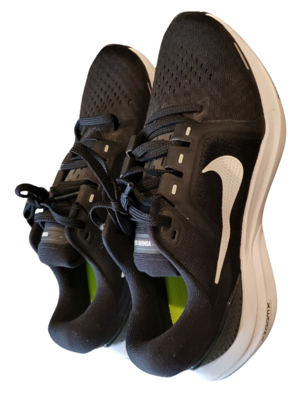 Nike Air Zoom Vomero 16 Women’s Size 6 Running Shoes